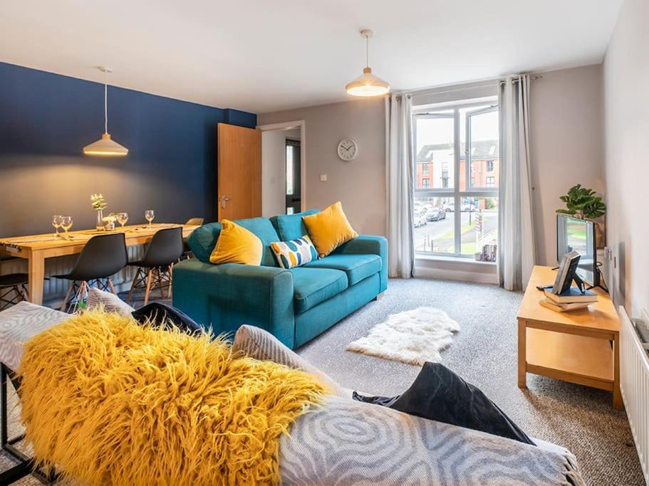 Lovely 2 Bedroom Apt At Ormeau Park W/ Free Parking بلفاست المظهر الخارجي الصورة