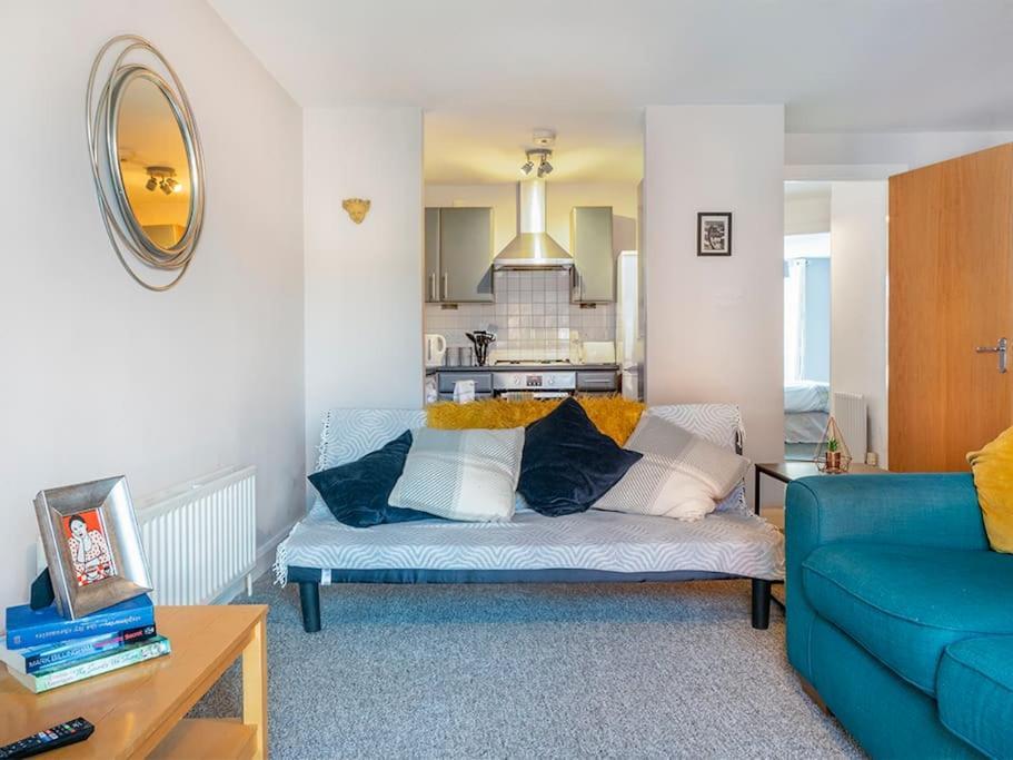 Lovely 2 Bedroom Apt At Ormeau Park W/ Free Parking بلفاست المظهر الخارجي الصورة